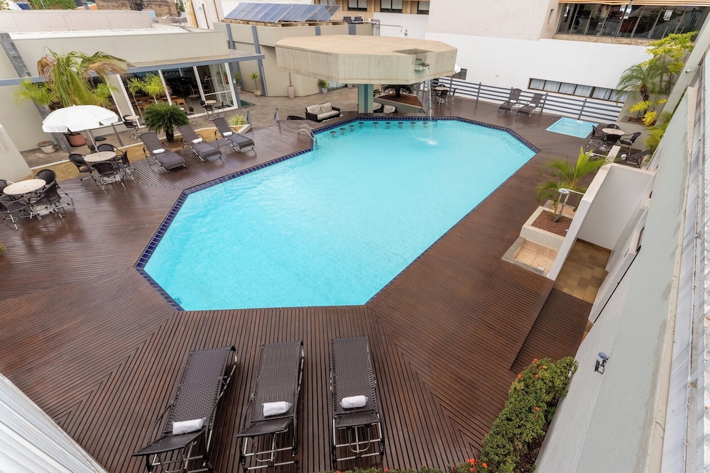 Hotel Deville Prime Cuiaba 82/86