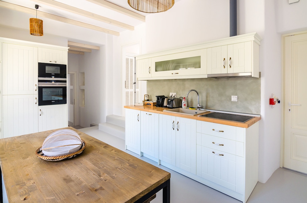 Eden View Suites & Villas 42/72