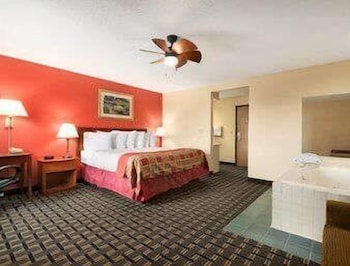Baymont By Wyndham Springfield 13/27