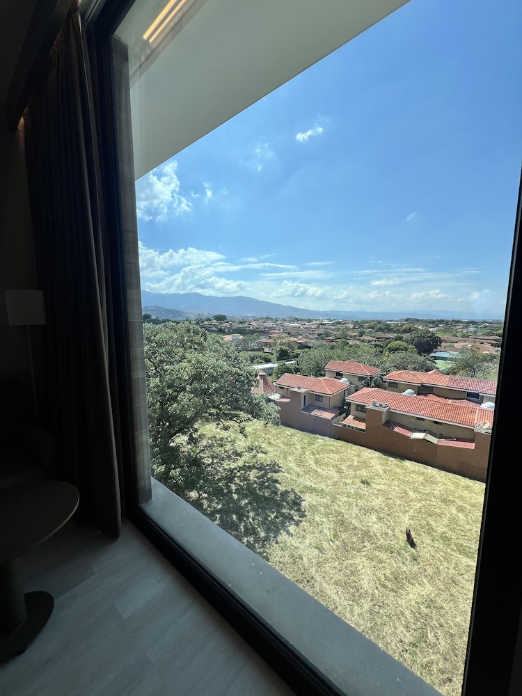 AC Hotel by Marriott Heredia Belen 40/50