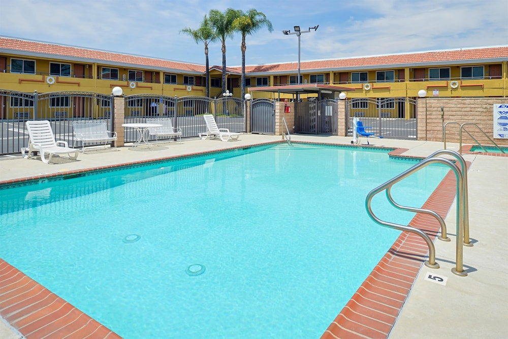 Americas Best Value Inn Azusa Pasadena 1/40