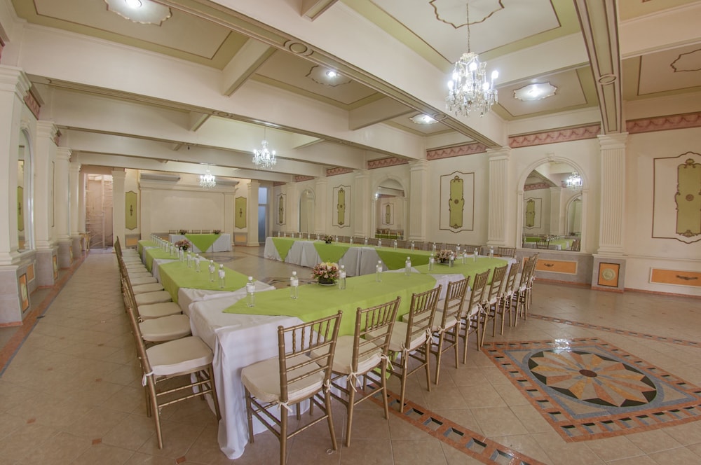 Villa Las Margaritas Plaza Cristal Hotel 35/43