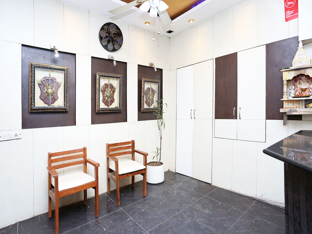 Hotel Atithi 22/24