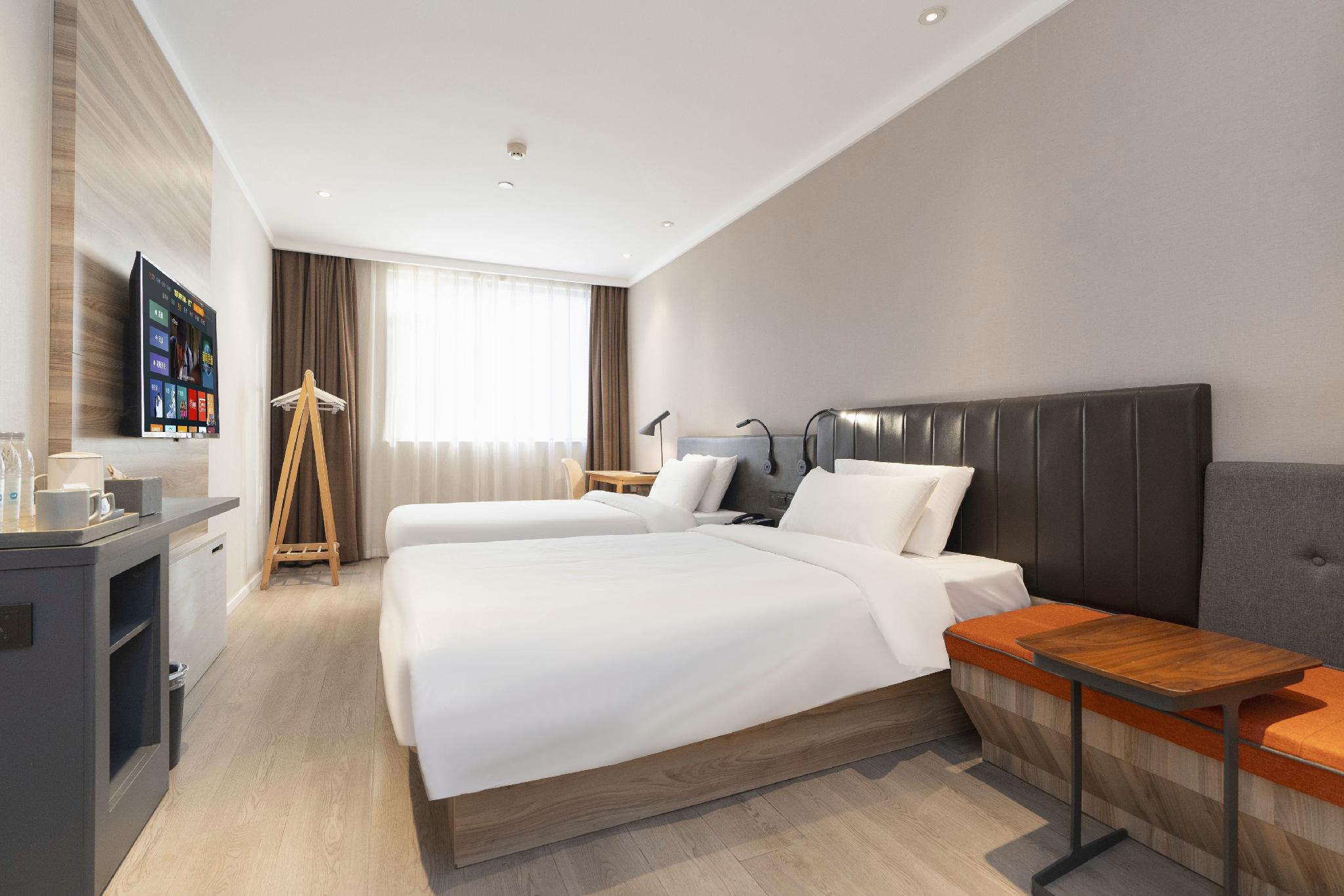 Hanting Hotel (Nanjing Xinjiekou Center) 10/31