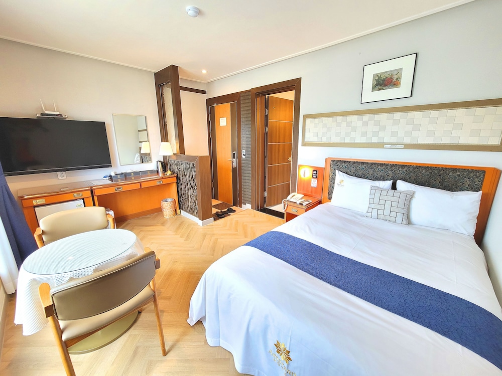 Hotel Amaranth 20/45