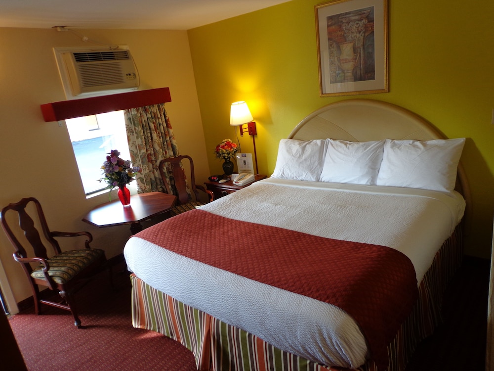 Economy Inn Express Warren 16/47