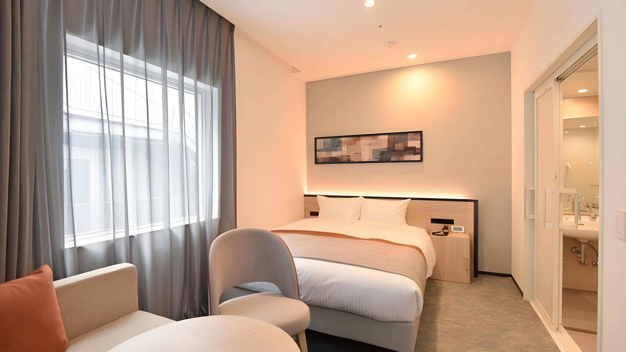 Universal, Double Bed
