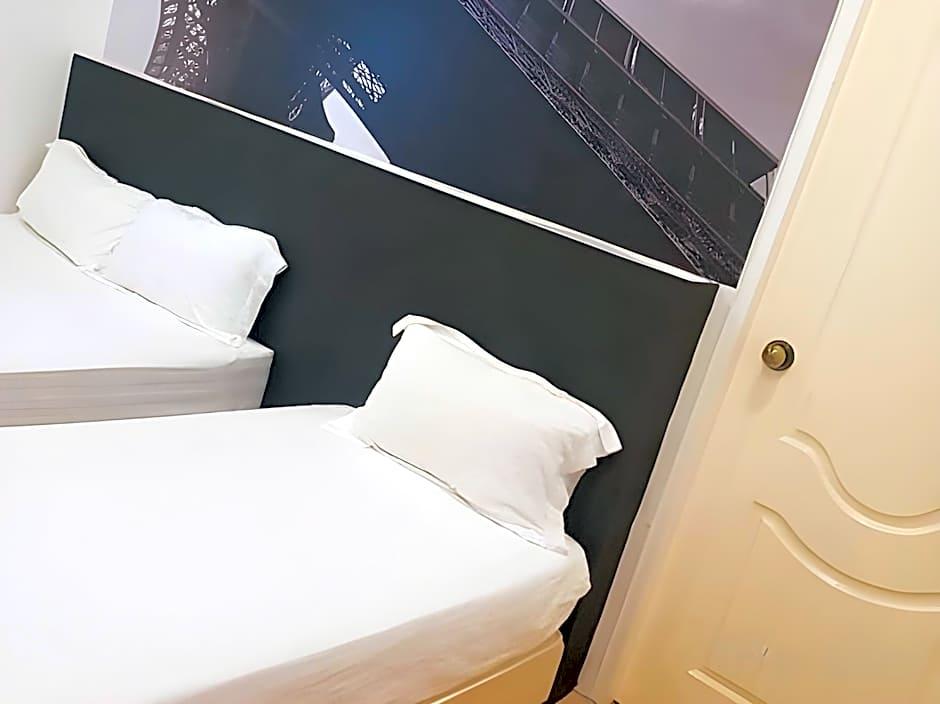 Dream Hotel Amsterdam 12/16