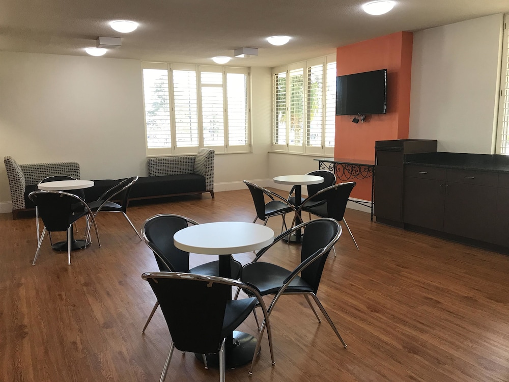 Motel6 Newnan, GA 51/58