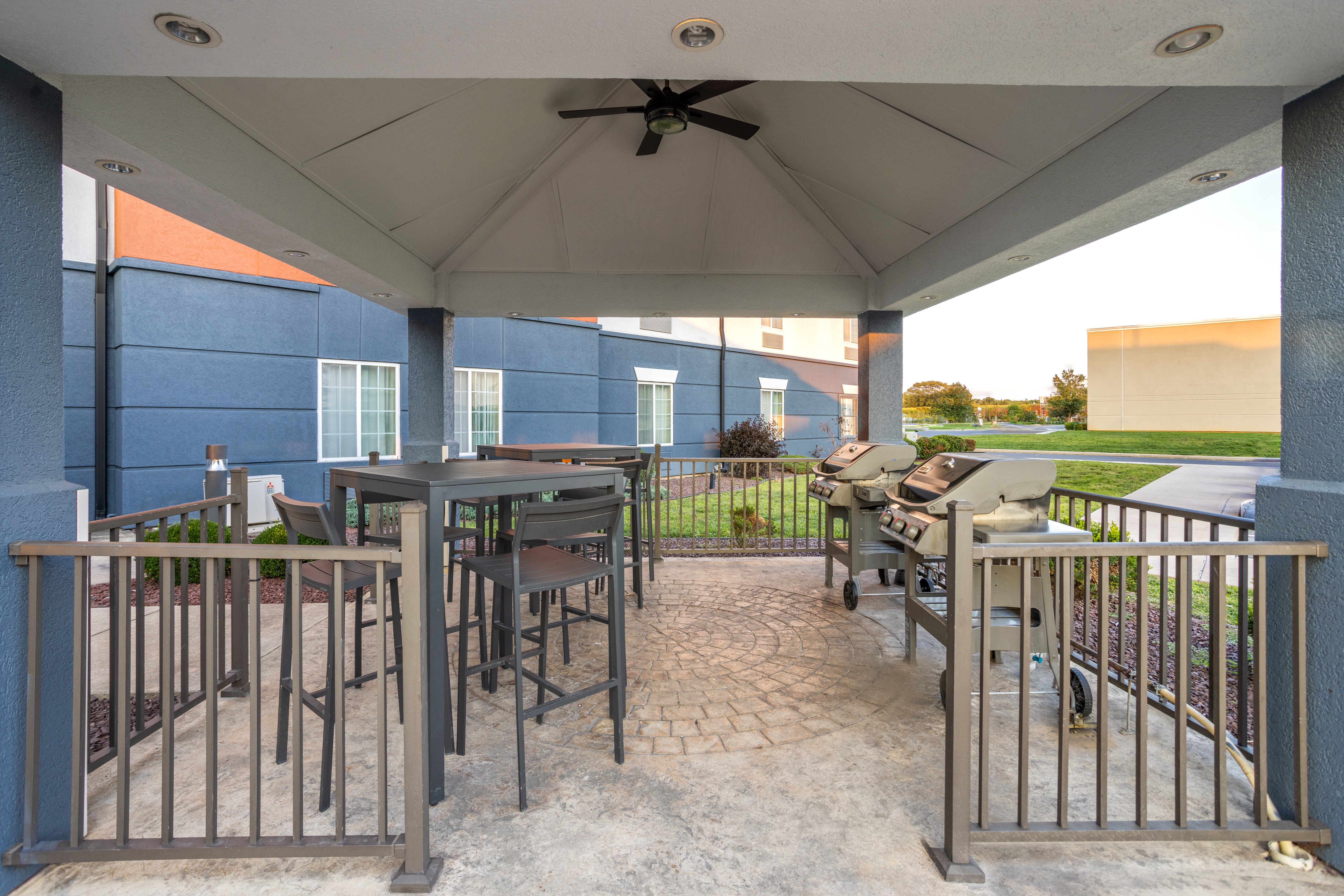 Candlewood Suites Chambersburg 43/63