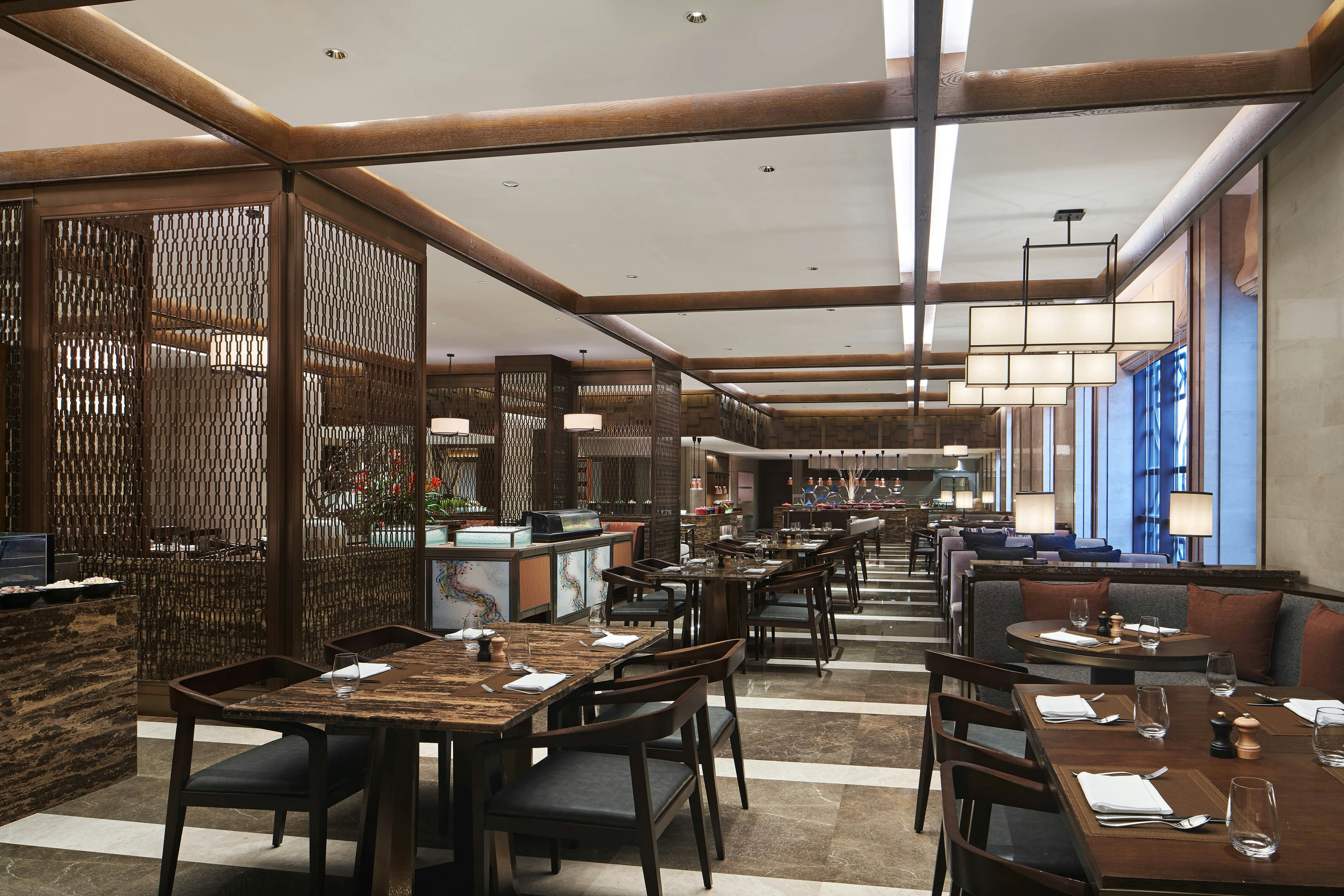 Sheraton Yunfu Xinxing Hotel 36/55