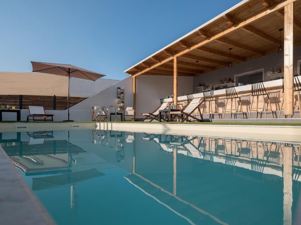 Pasiphae Hotel 44/64