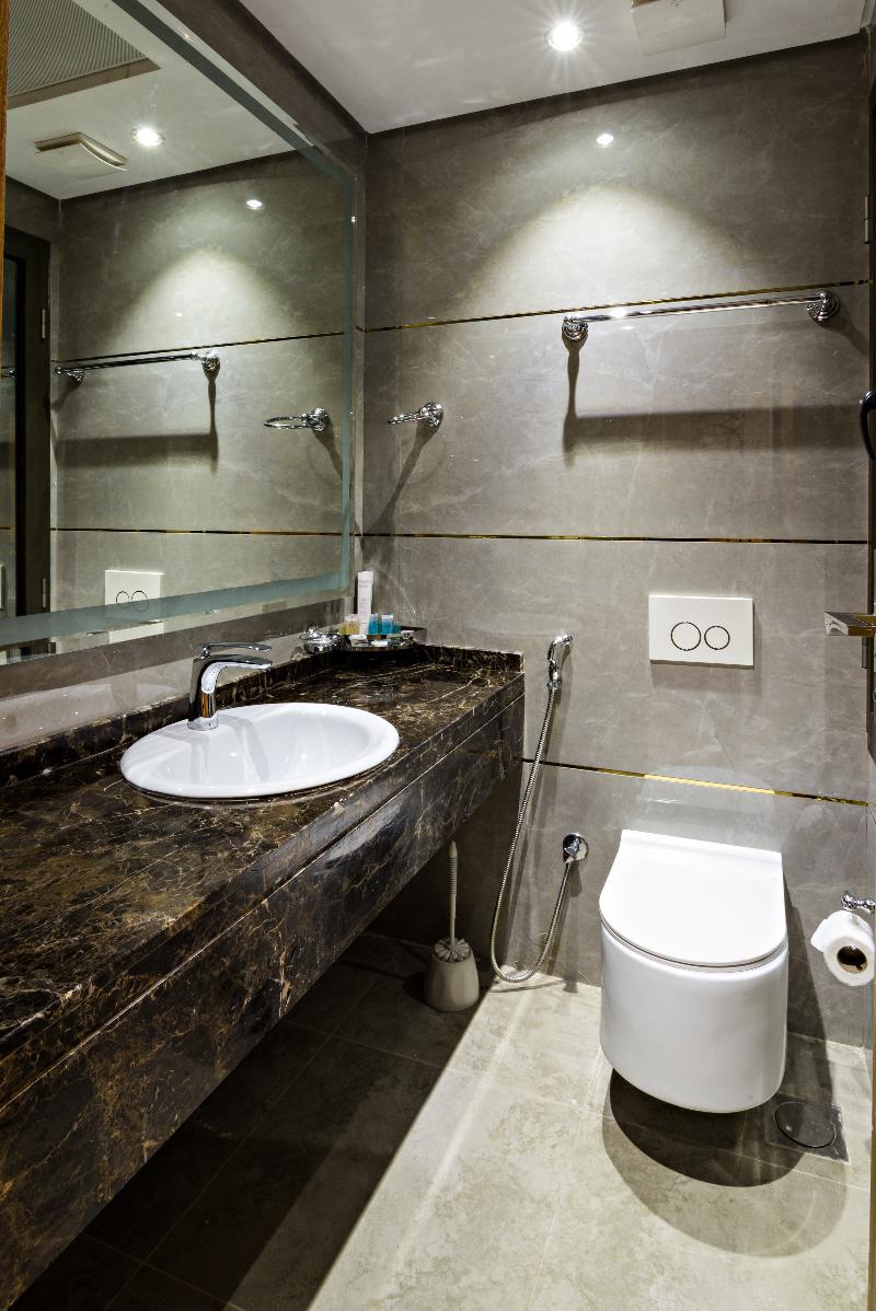 فندق ميرنيان(Mirnian Hotel) 40/40