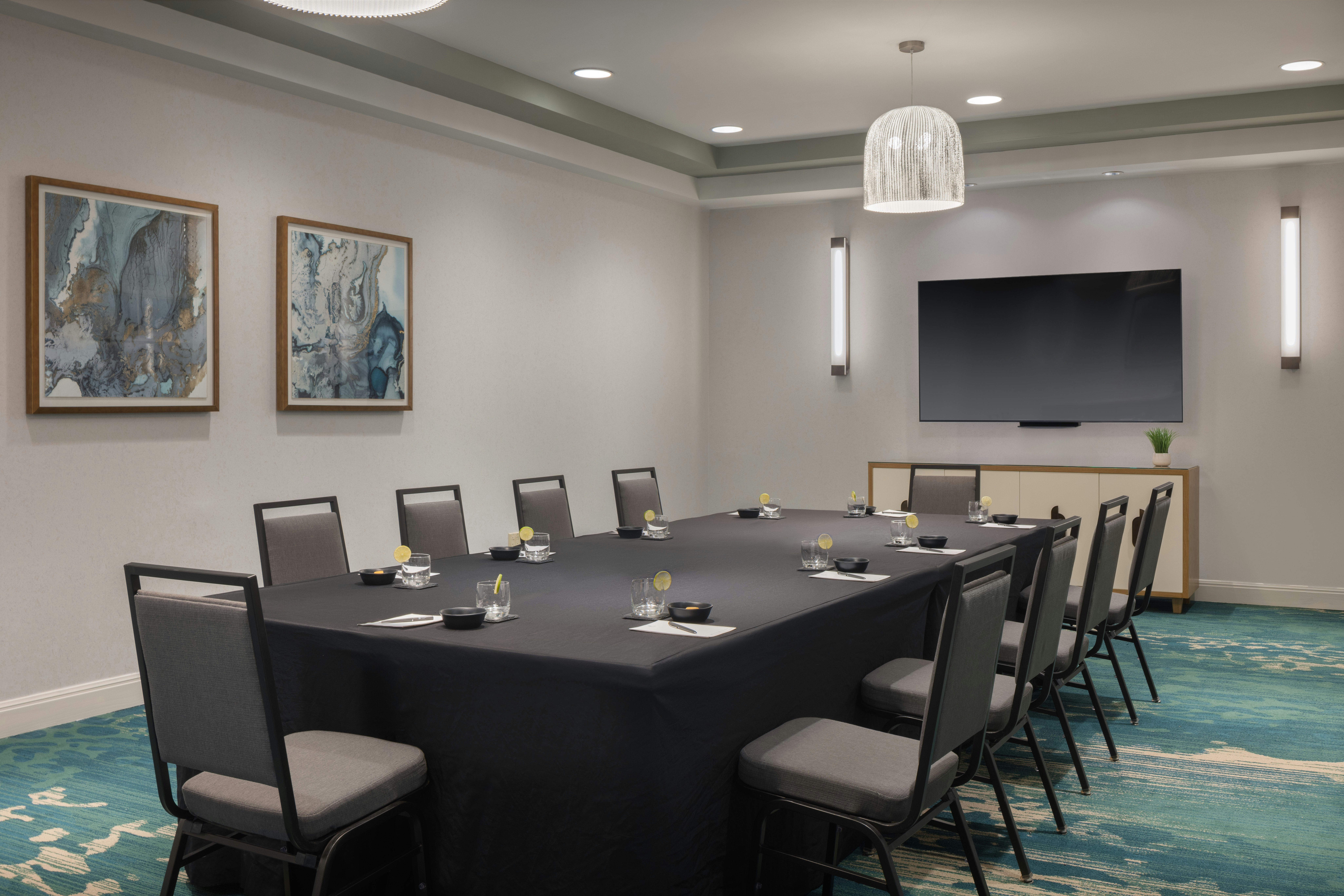 Embassy Suites by Hilton San Marcos Conference Center 54/76