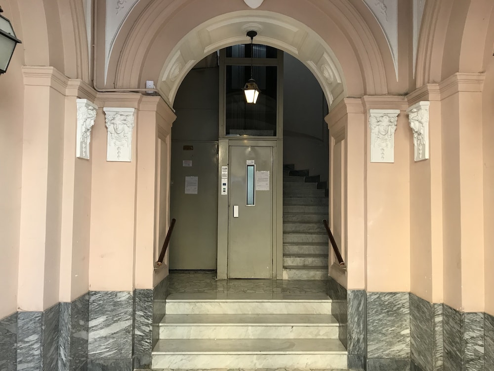 Parthenope Rooms 28/50