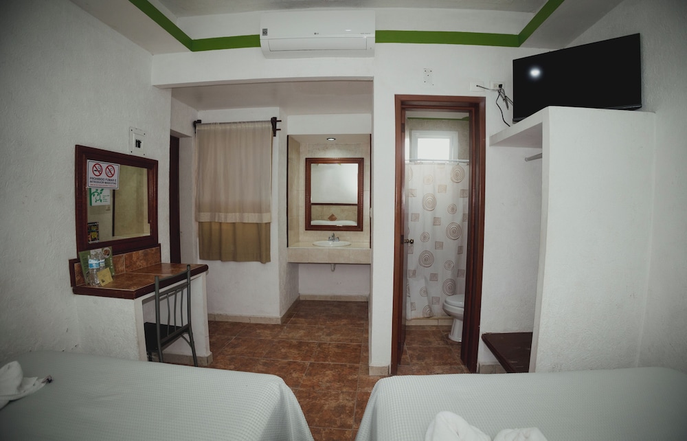 Hotel Nicte Ha 24/50
