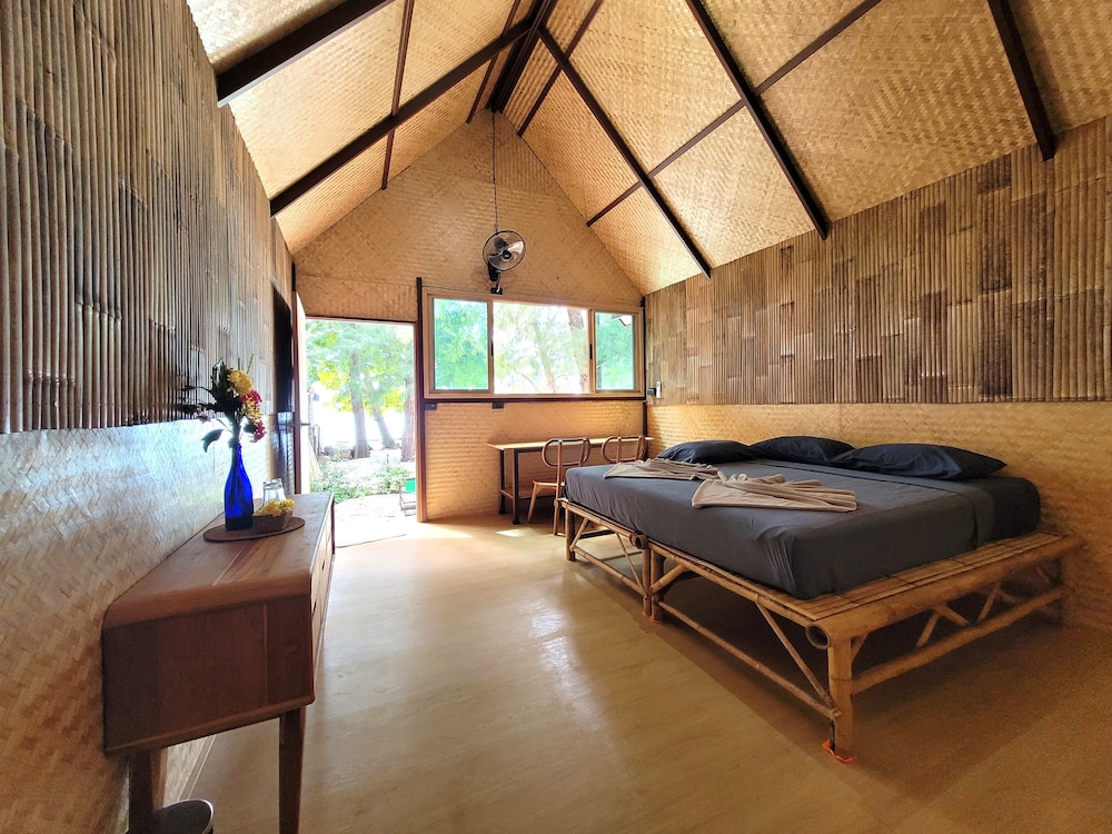 Green View Beach Resort 25/73