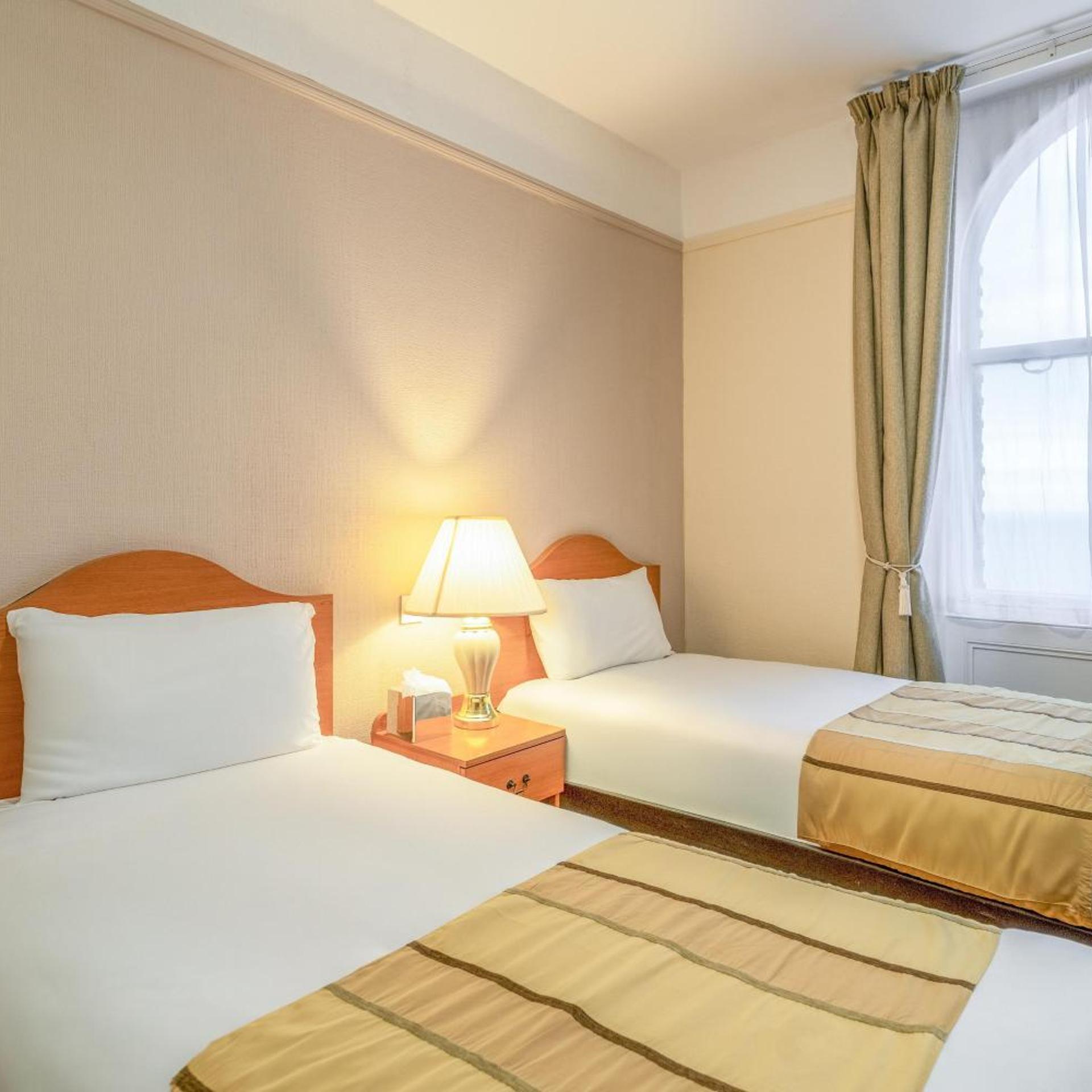 Standard, Double or Twin Bed