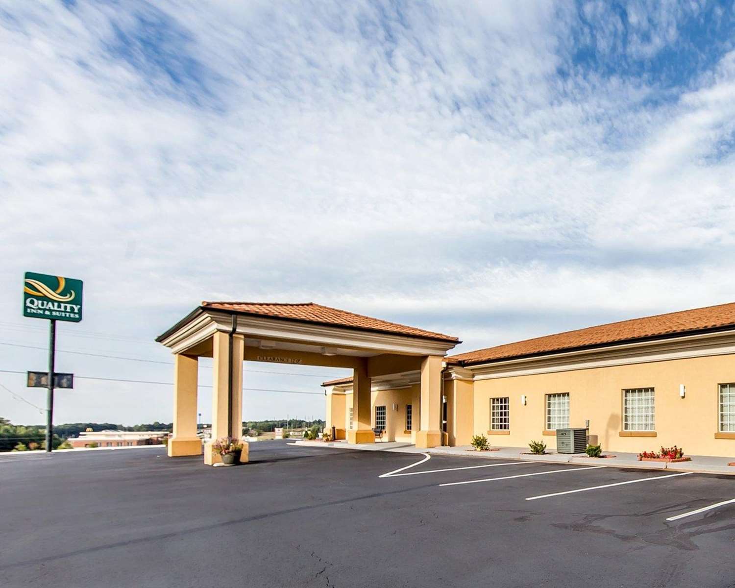 Quality Inn & Suites Bremen, GA 4/37