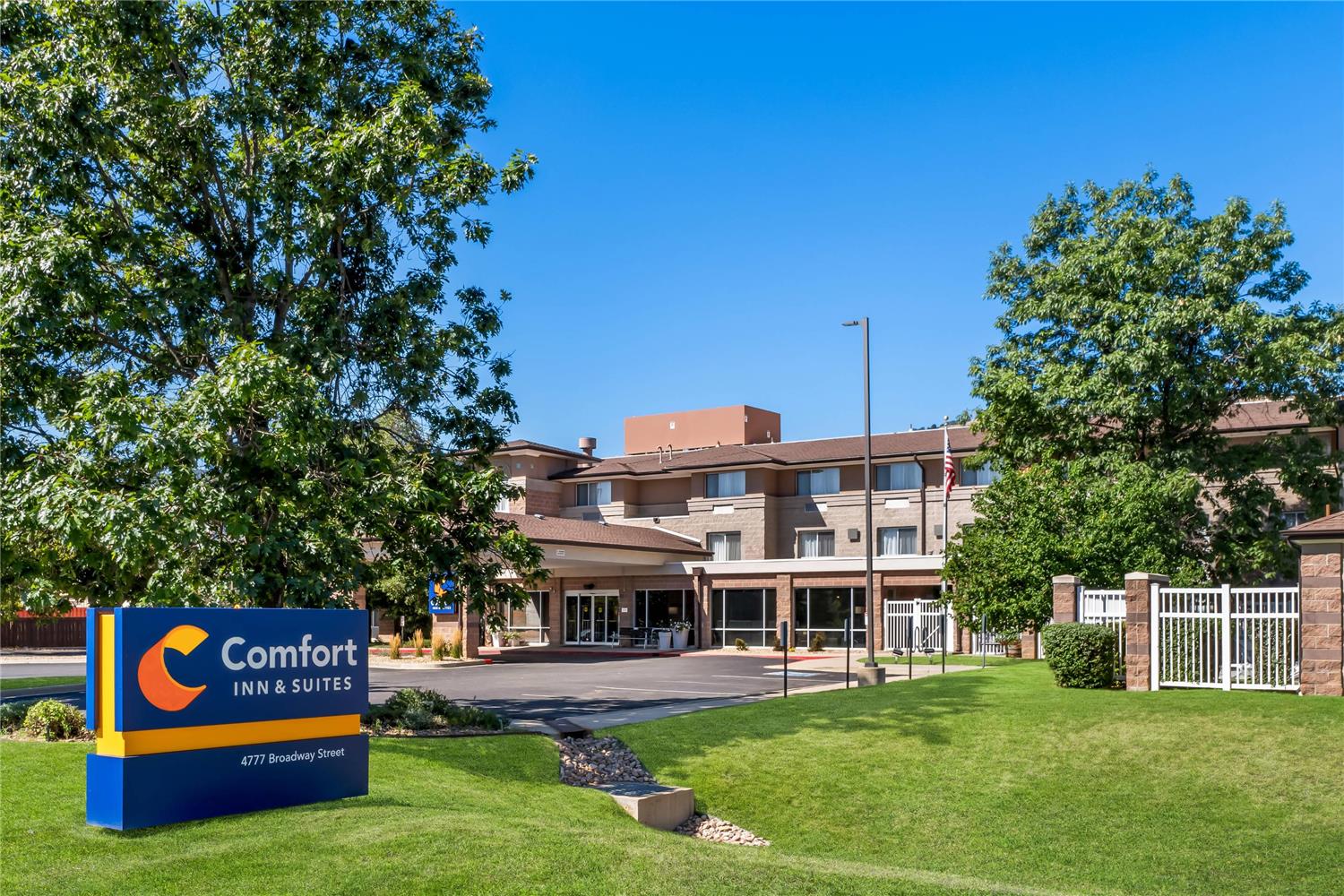 Comfort Inn and Suites Boulder 32/35
