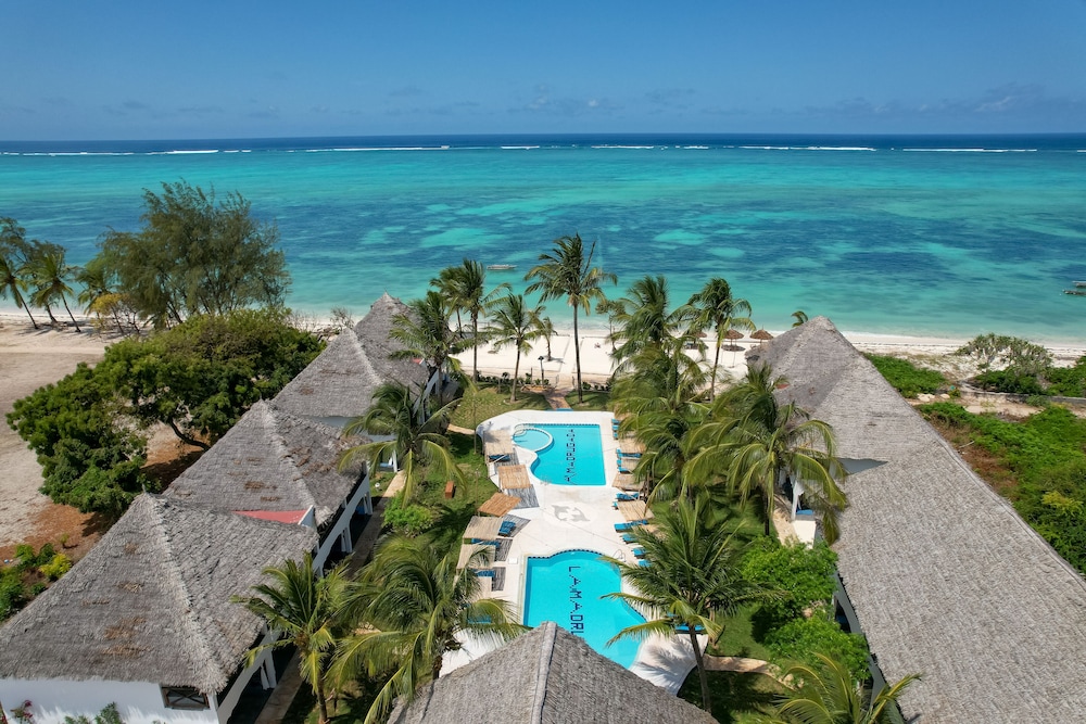 Nest Style Beach Hotel Zanzibar 42/59
