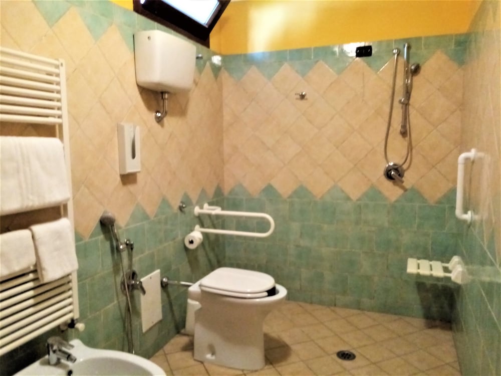 Albergo Pace 29/74