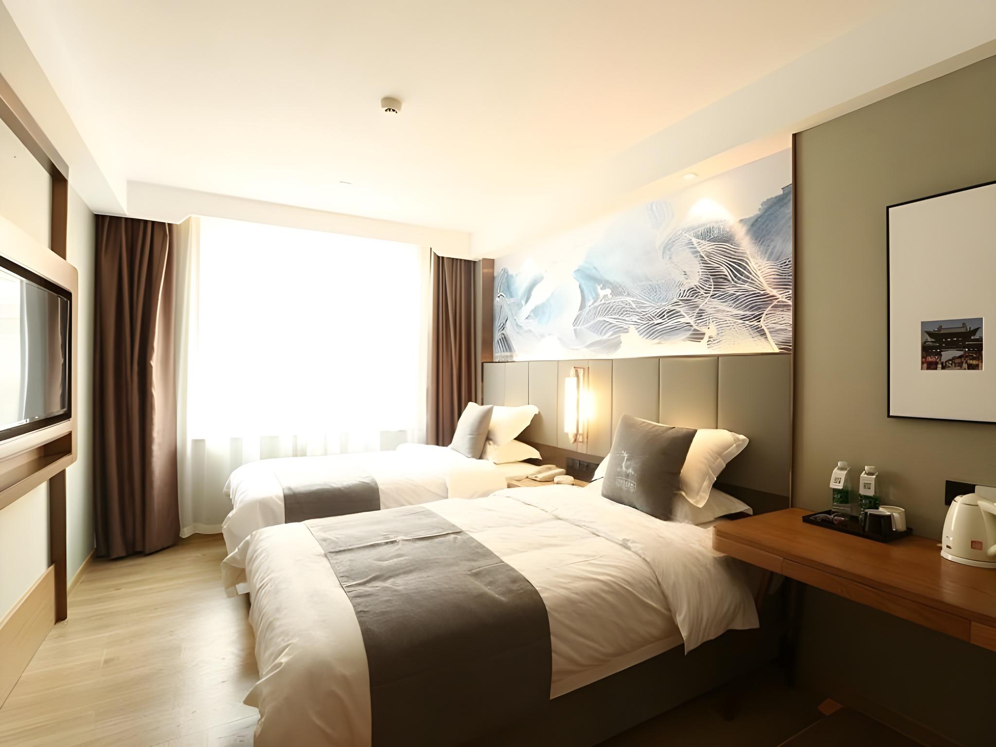 Oriental, Superior, Twin Beds