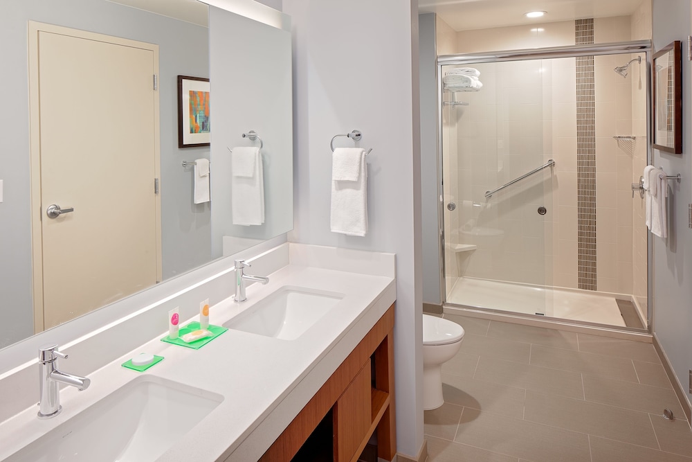 Hyatt Place Florence Downtown 38/39