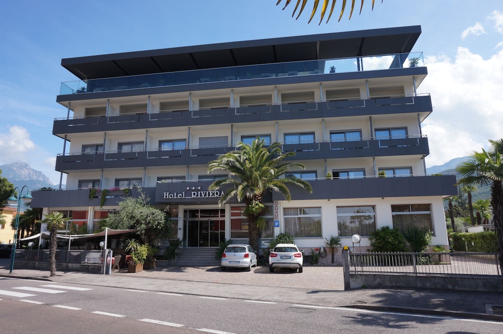 Hotel Riviera 39/50