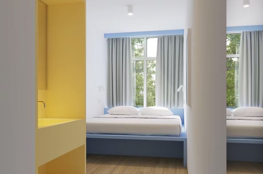 Tiny, Double Bed