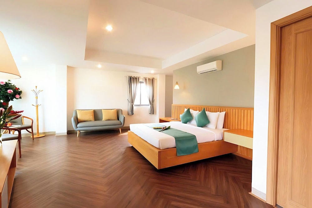 Panorama Suite City view
