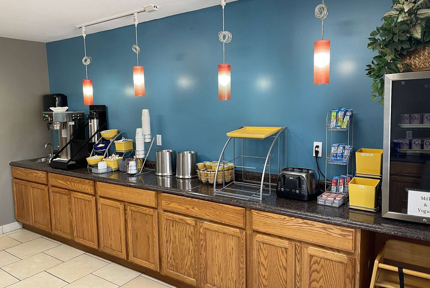 Days Inn by Wyndham Imlay City 12/48