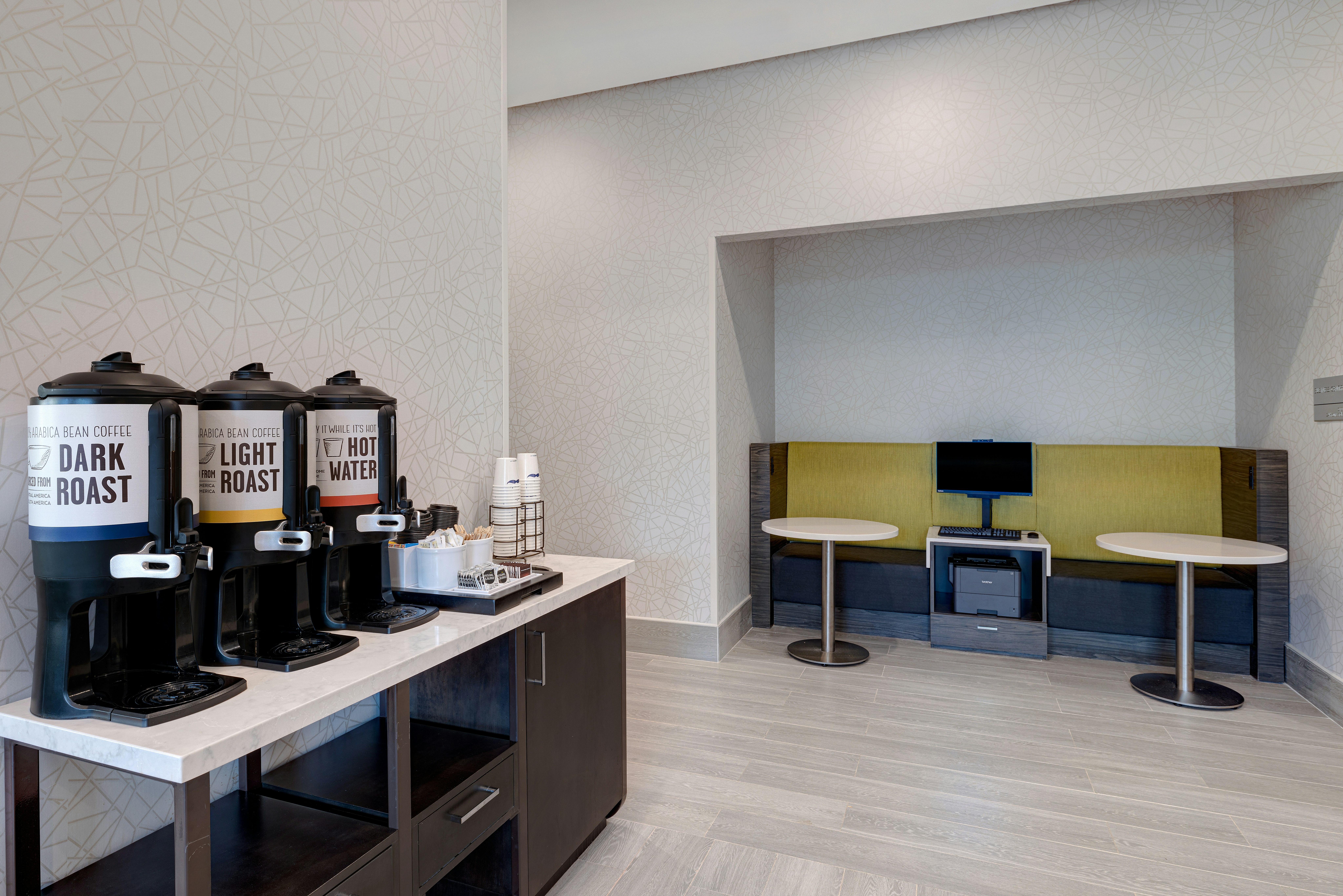 Hampton Inn & Suites by Hilton Burlington Toronto 48/51