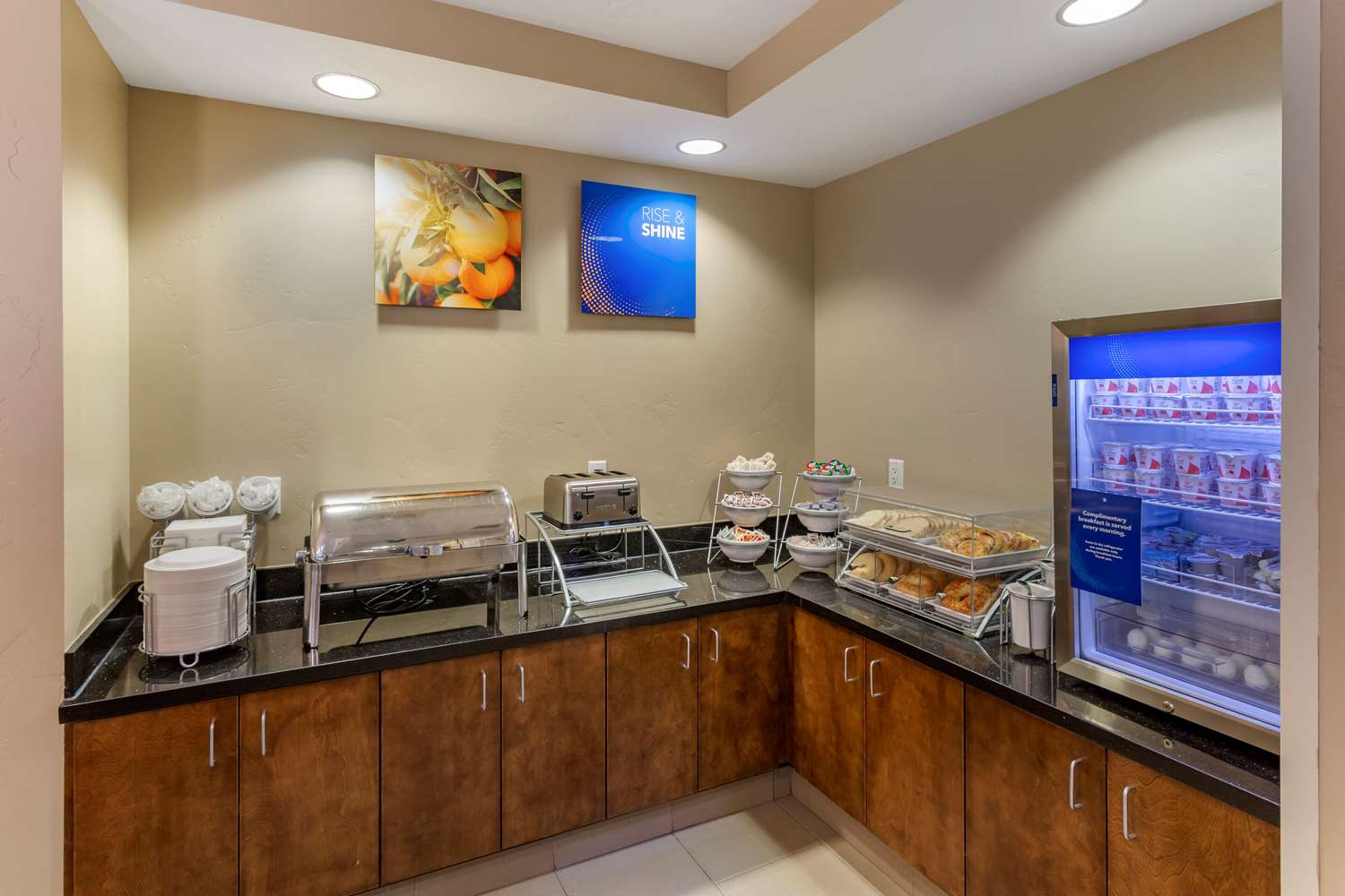 Comfort Inn & Suites Tooele-Salt Lake City 33/34