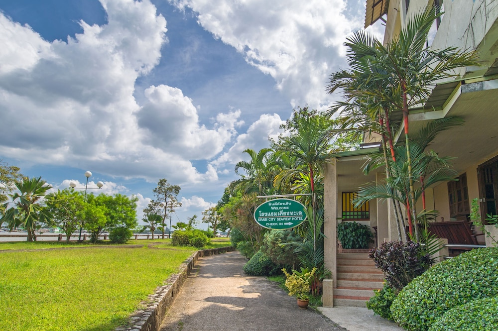 Krabi City Seaview Hotel 43/50