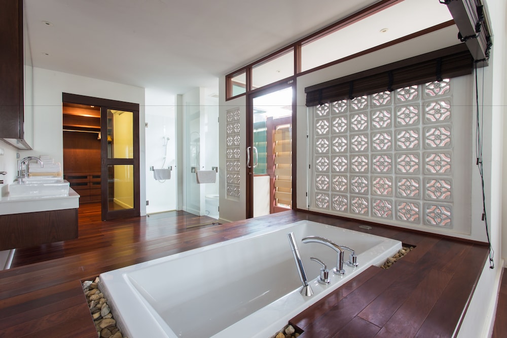 Amatapura Beach Villa 10 51/51