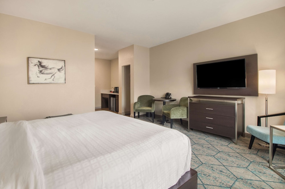 Comfort Inn & Suites Clarksville - Louisville North 29/69