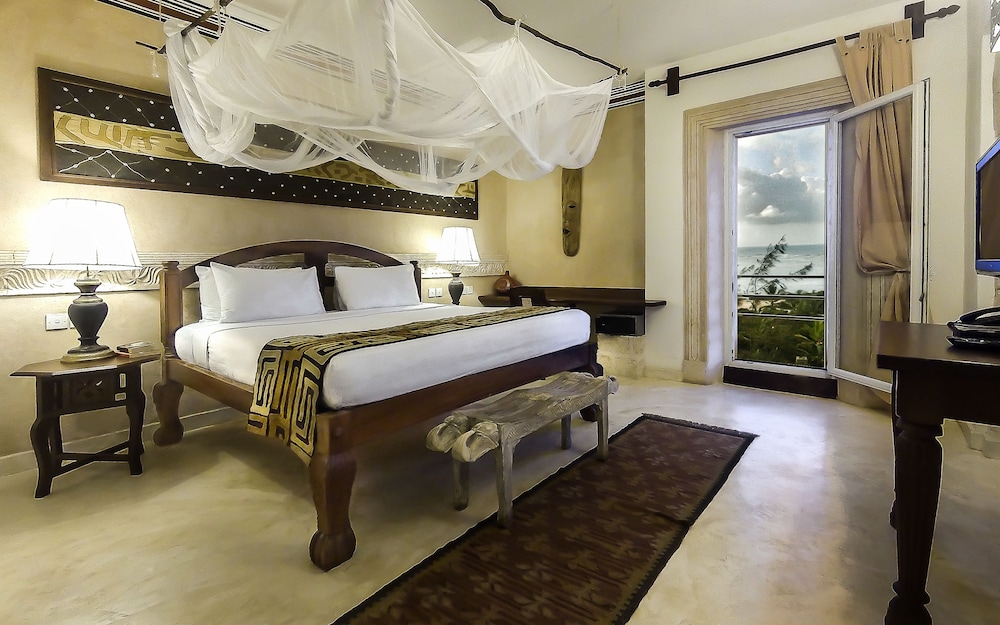 Tower, Double Bed