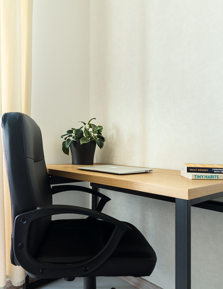 Apollis Business & Budget By Ambiente 30/40