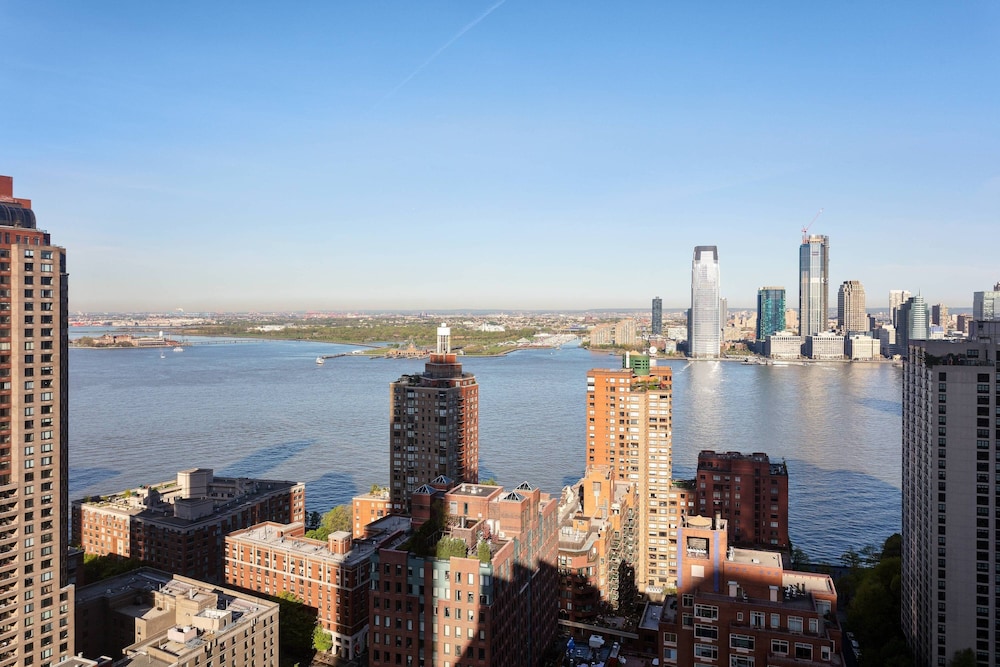 New York Marriott Downtown 23/47