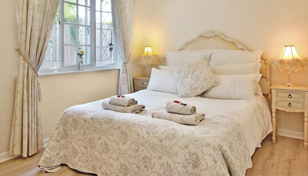 Hout Bay Beach Cottage 4/49