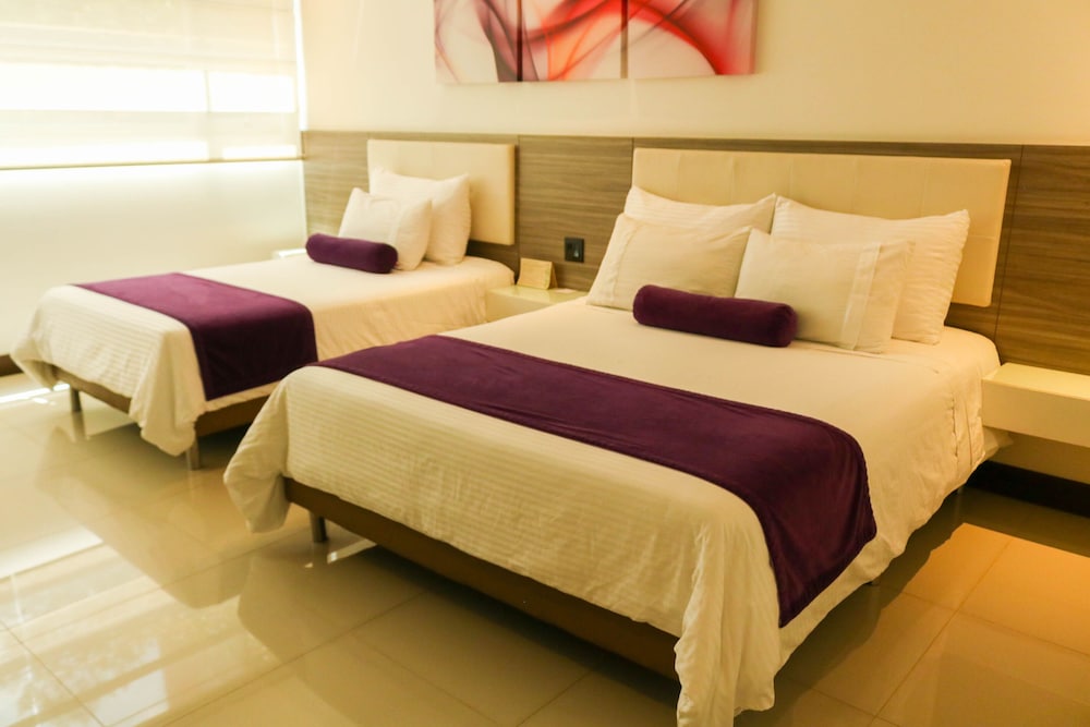 Hotel Loyds 17/64