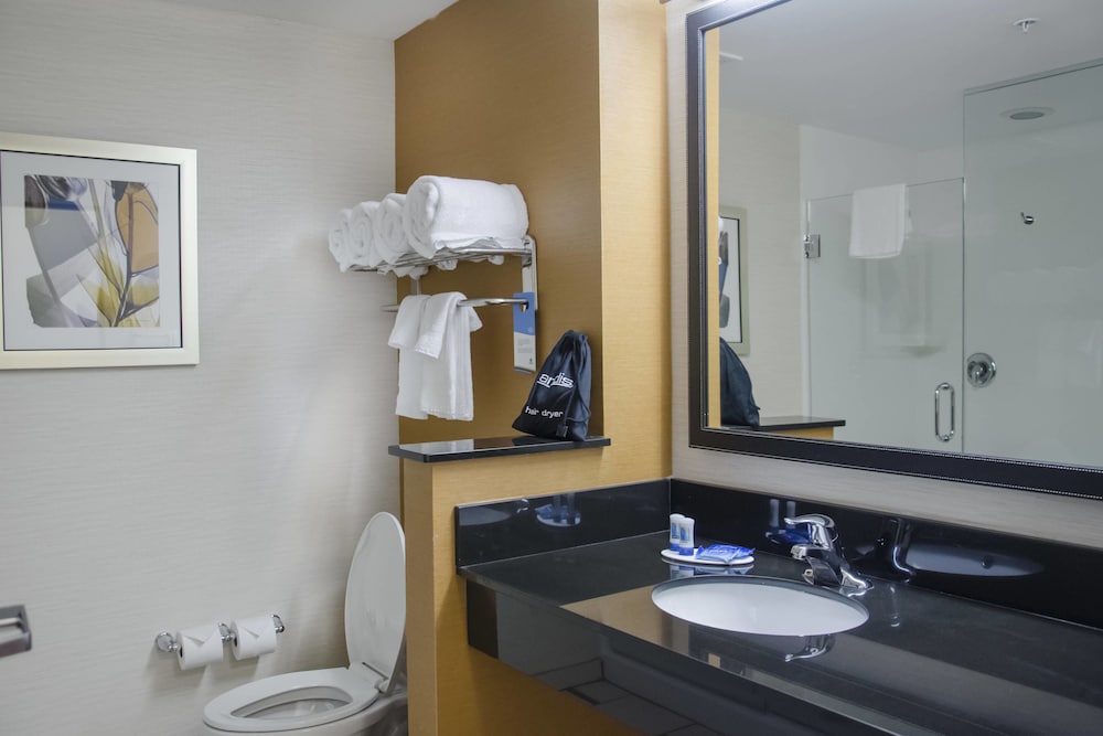 Fairfield Inn Suites Atlanta Cumming Johns Creek 8/42