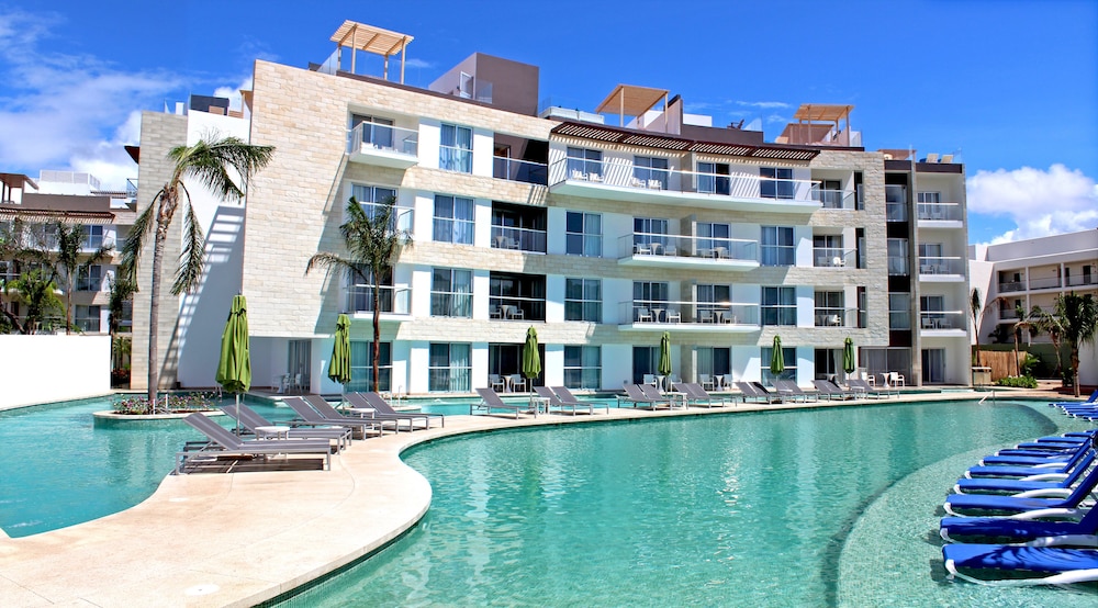 The Fives Beach Hotel - A la Carte All Inclusive 2/50