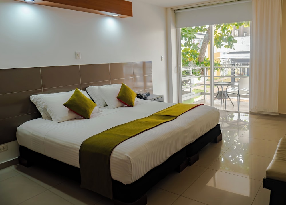 Waira Suites Hotel 12/55