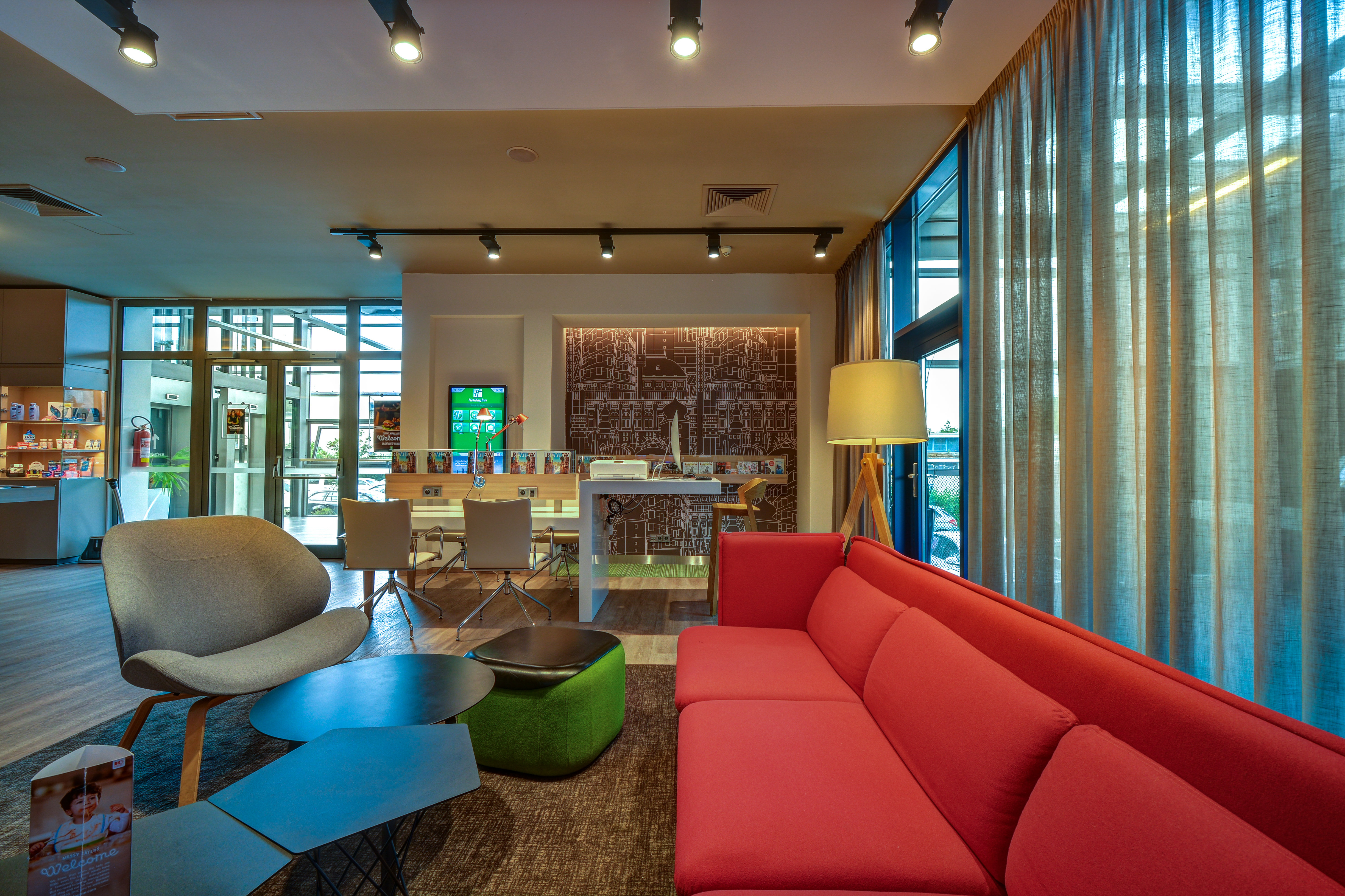 HOLIDAY INN PRAGUE AIRPORT 47/76