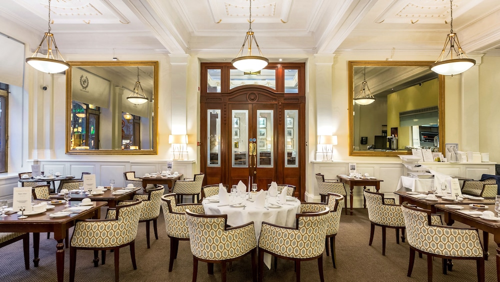 Wynns Hotel 18/33
