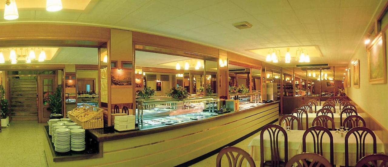 Lobby at Continental Calella, CALELLA