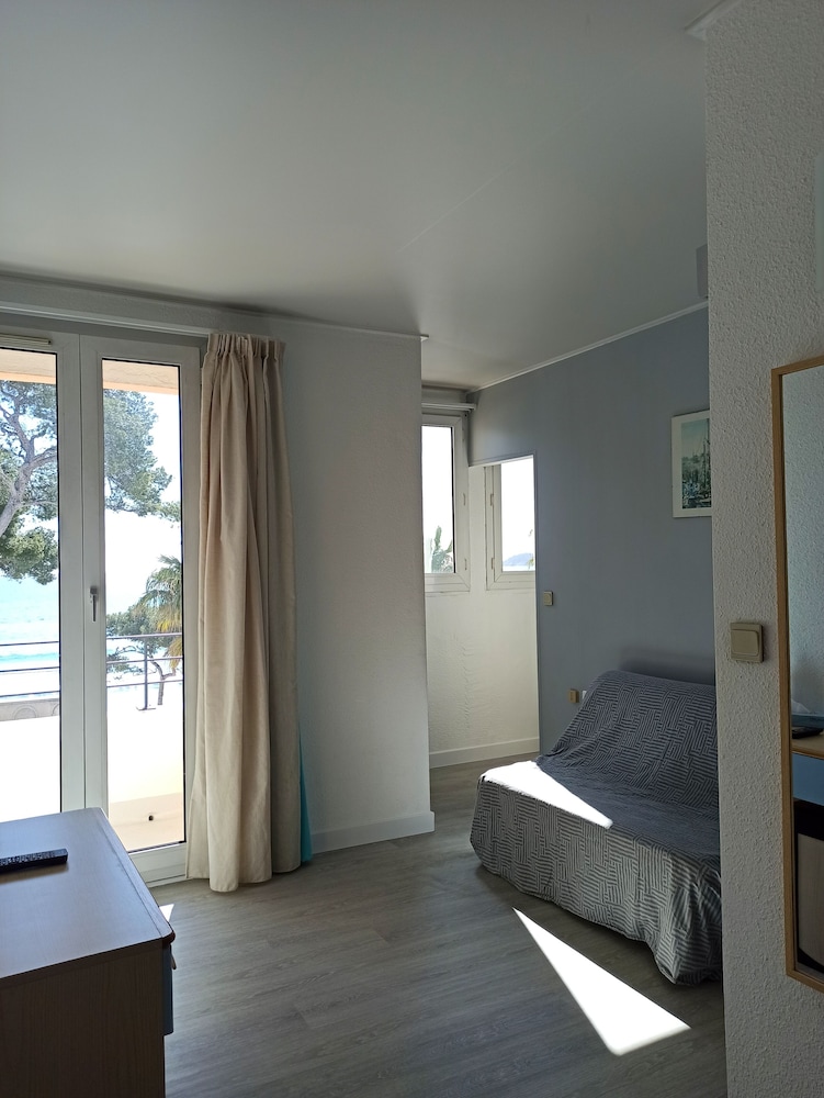 Hôtel Miramar 15/27
