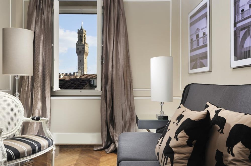 Brunelleschi Hotel Florence 65/72